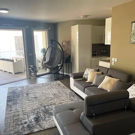 Victoria Palace 201 Apartment